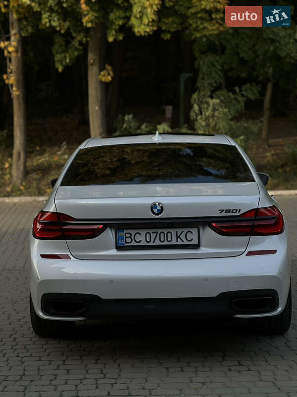 Седан BMW 7 Series 2017 в Львові