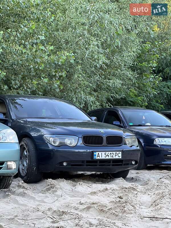 Седан BMW 7 Series 2002 в Переяславе