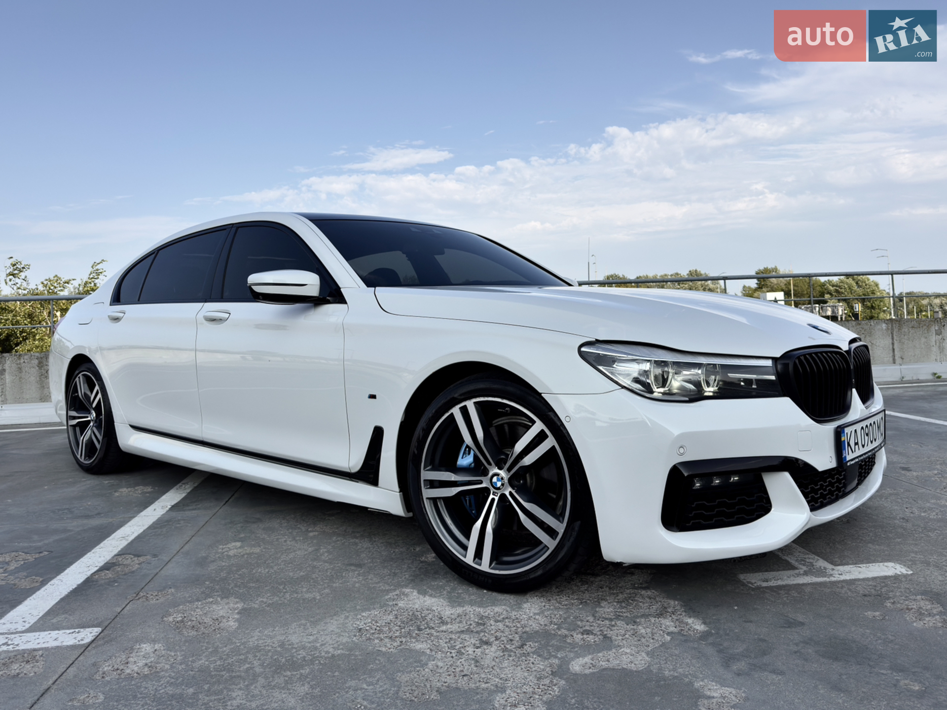2015 BMW 7er - мініатюра 2