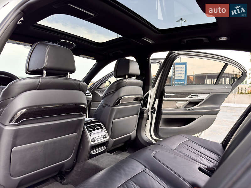 Седан BMW 7 Series 2015 в Киеве фото 18 Седан BMW 7 Series 2015 в Киеве