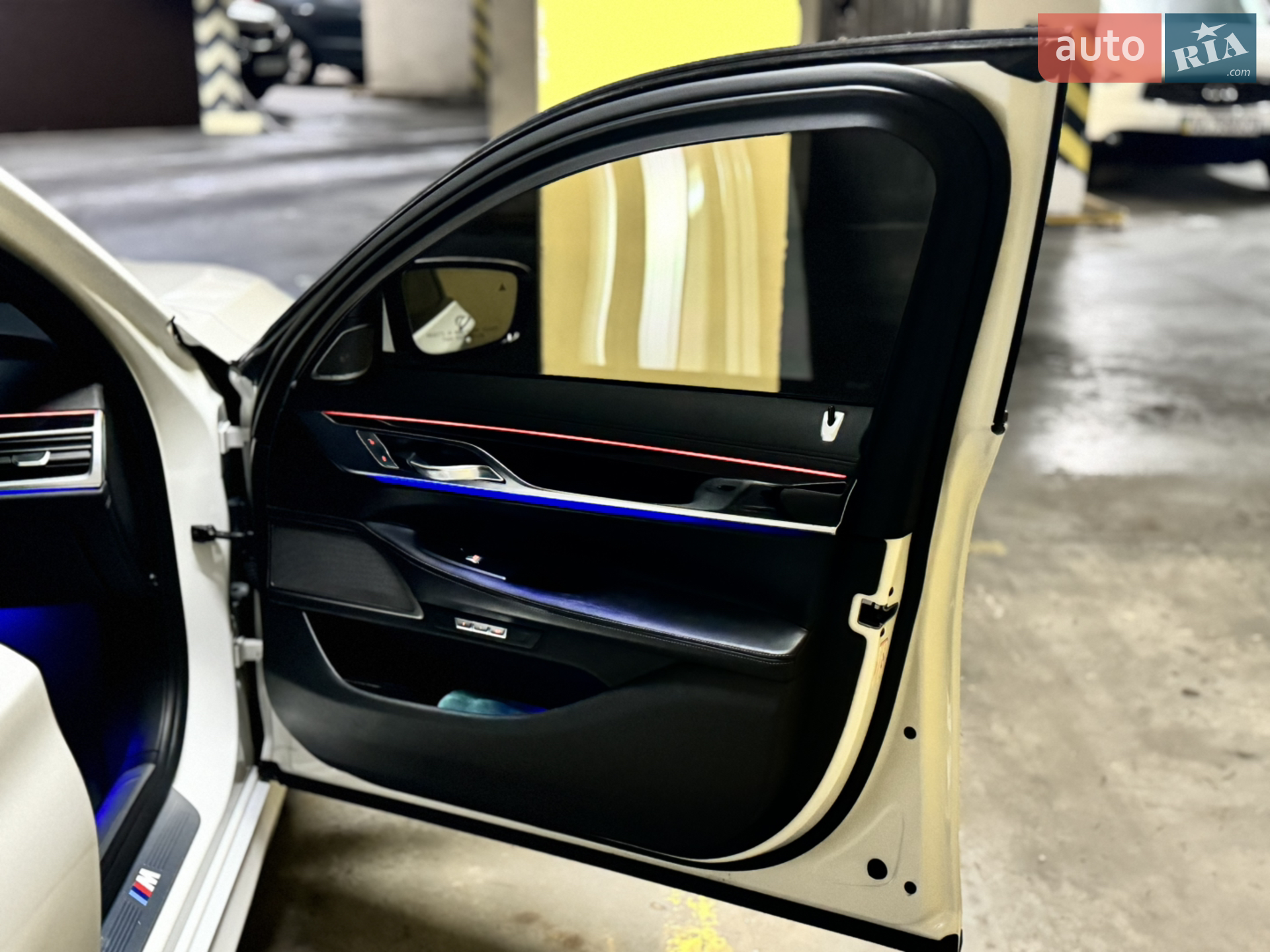 2015 BMW 7er - мініатюра 32