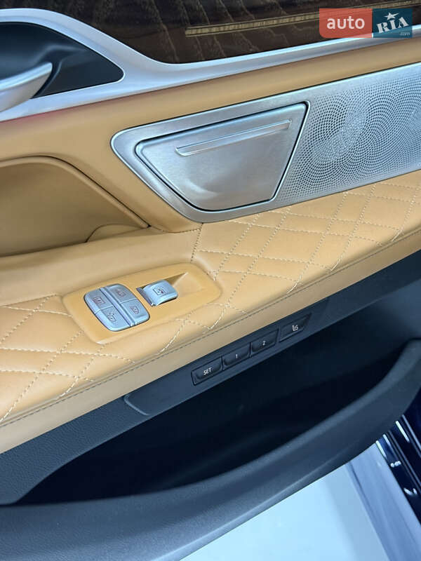 Седан BMW 7 Series 2019 в Одессе
