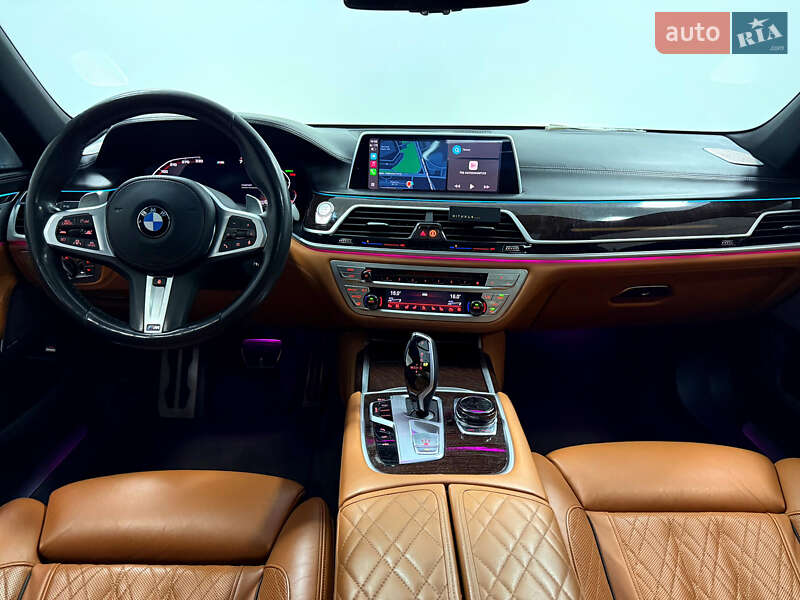 Седан BMW 7 Series 2019 в Одессе