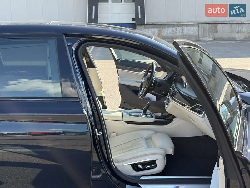 Седан BMW 7 Series 2016 в Киеве фото 14 Седан BMW 7 Series 2016 в Киеве