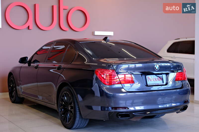 Седан BMW 7 Series 2012 в Одесі