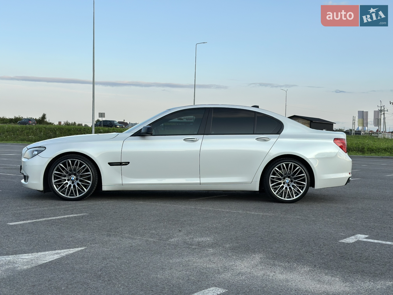 2011 BMW 7er - мініатюра 18