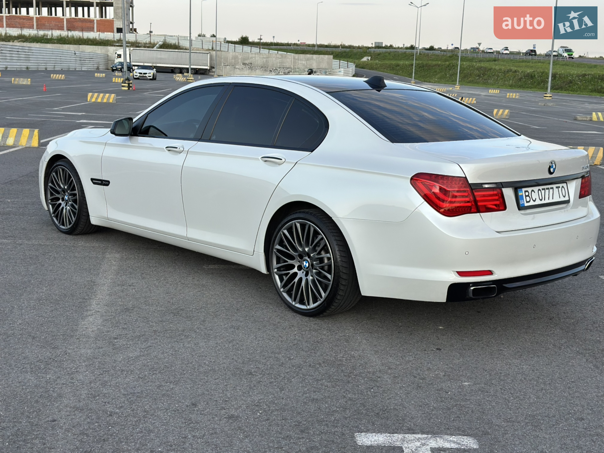 2011 BMW 7er - мініатюра 7