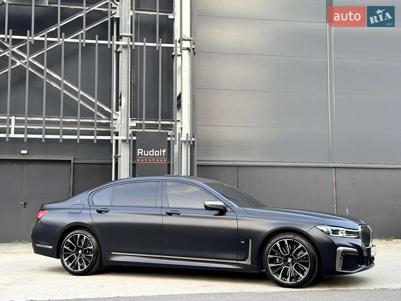 Седан BMW 7 Series 2021 в Киеве