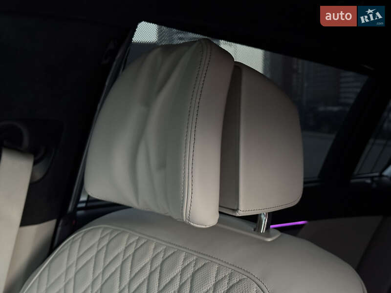 Седан BMW 7 Series 2021 в Киеве