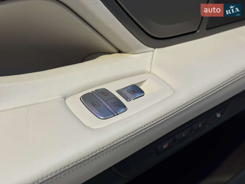 Седан BMW 7 Series 2021 в Киеве