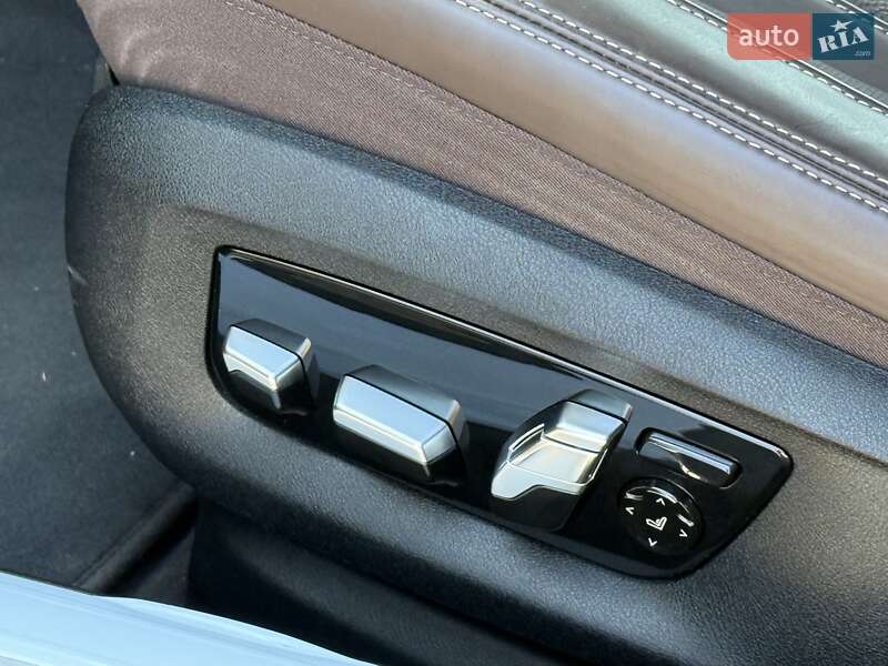 Седан BMW 7 Series 2022 в Одесі фото 20 Седан BMW 7 Series 2022 в Одесі