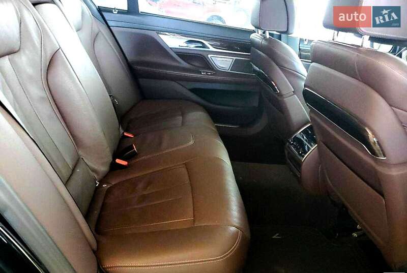 Седан BMW 7 Series 2018 в Одесі