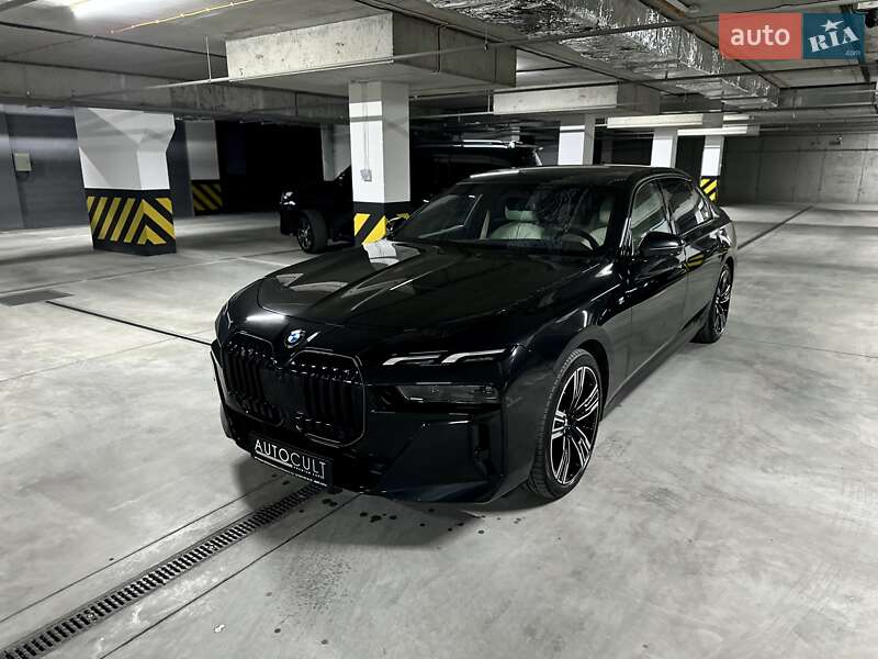 BMW 7 Series 2024