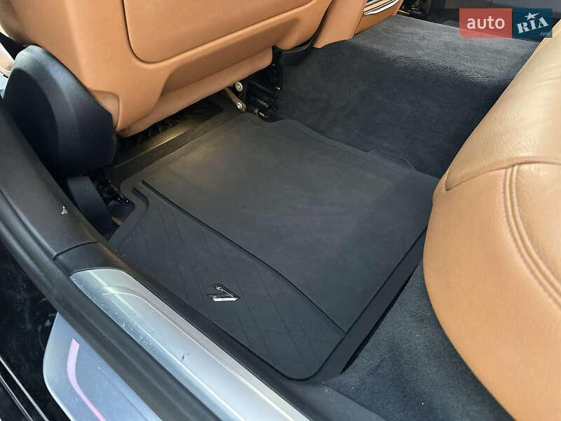 Седан BMW 7 Series 2016 в Виннице фото 32 Седан BMW 7 Series 2016 в Виннице