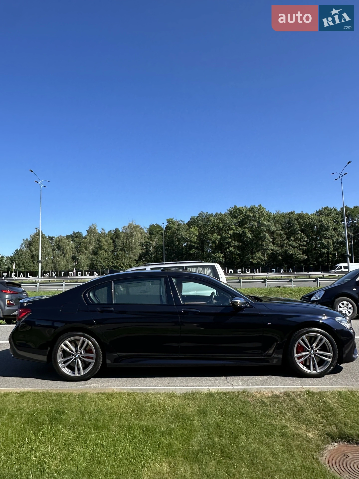 2017 BMW 7er - мініатюра 8