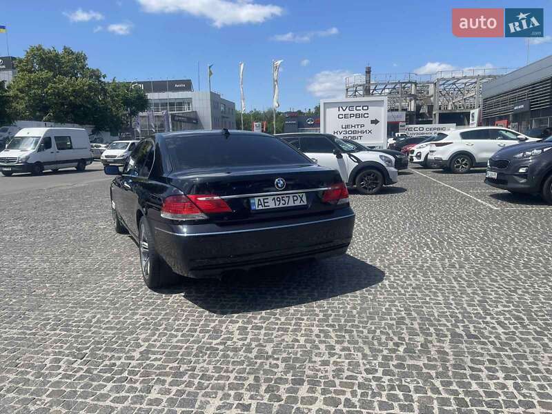 Седан BMW 7 Series 2007 в Днепре