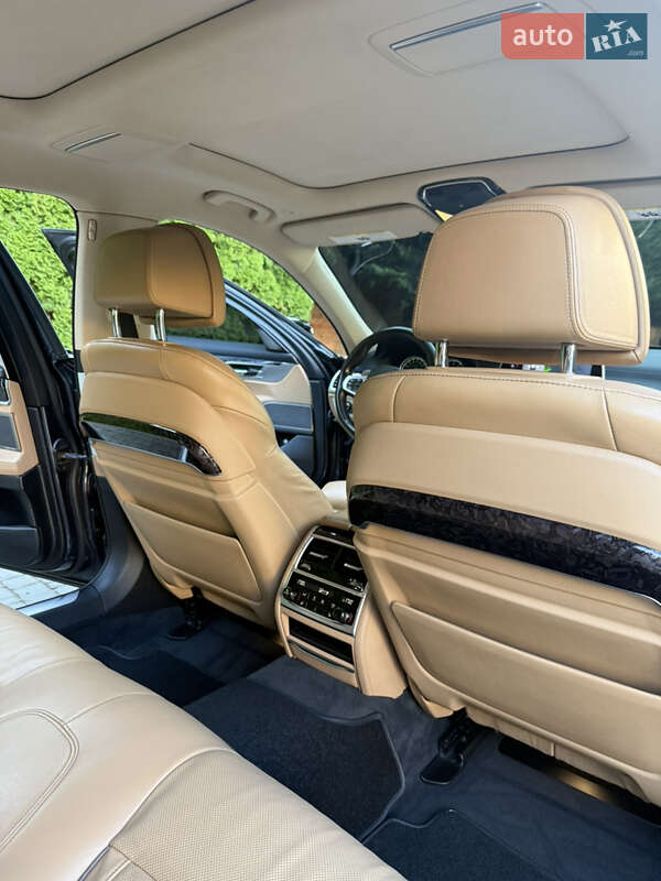 Седан BMW 7 Series 2016 в Одесі