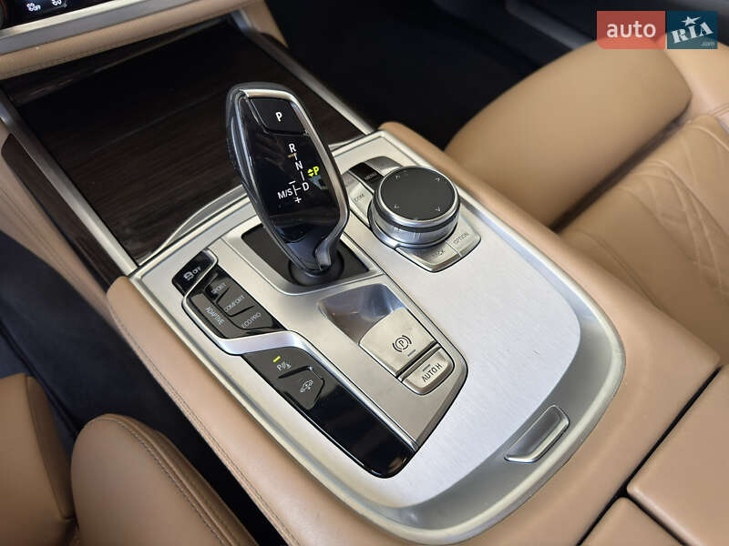Седан BMW 7 Series 2016 в Ивано-Франковске фото 39 Седан BMW 7 Series 2016 в Ивано-Франковске