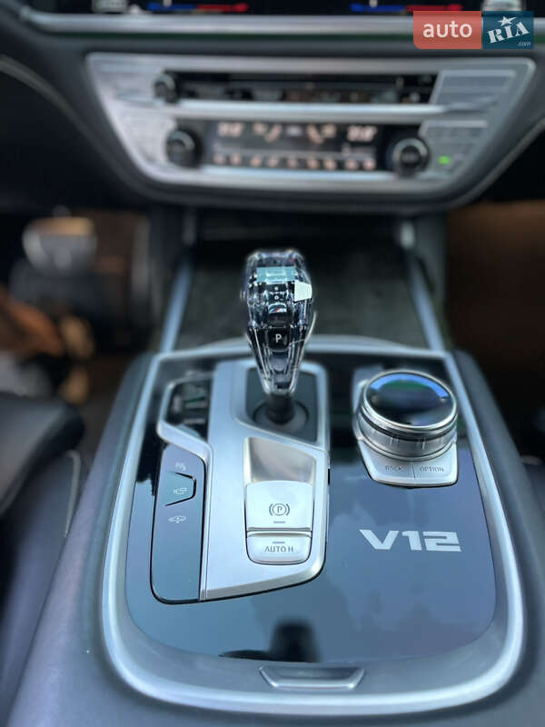 Седан BMW 7 Series 2020 в Киеве