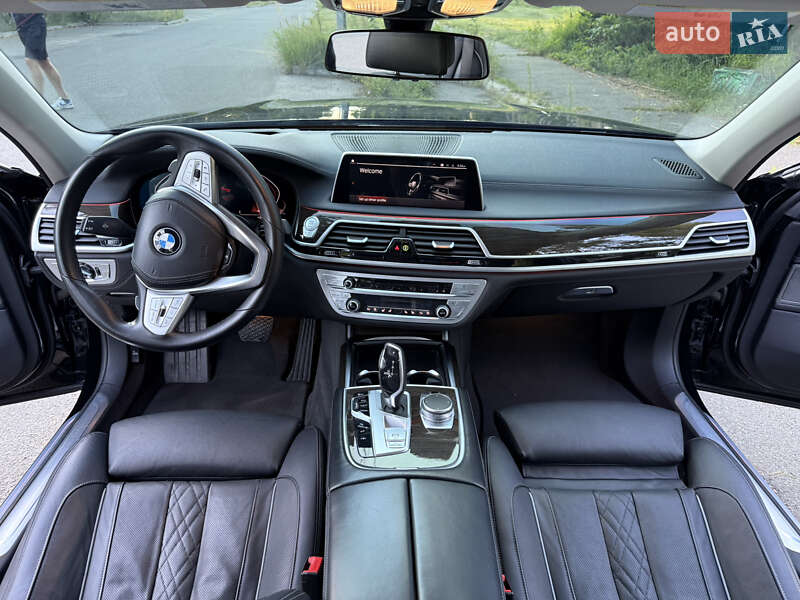 Седан BMW 7 Series 2020 в Києві фото 21 Седан BMW 7 Series 2020 в Києві