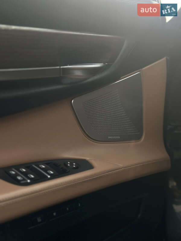 Седан BMW 7 Series 2012 в Богуславе фото 9 Седан BMW 7 Series 2012 в Богуславе