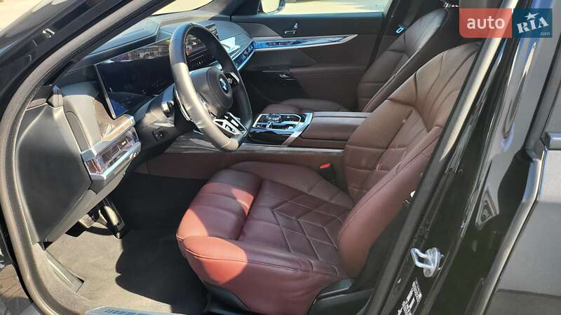 Седан BMW 7 Series 2024 в Вінниці