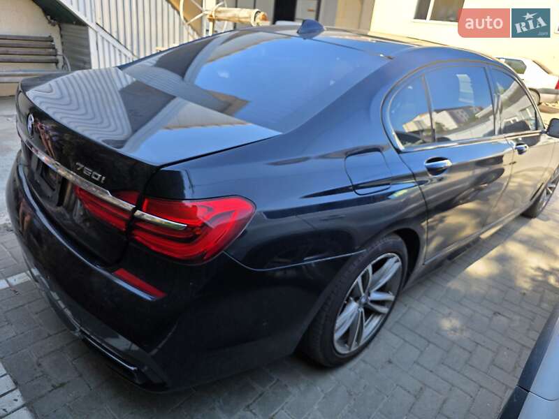 Седан BMW 7 Series 2016 в Черновцах
