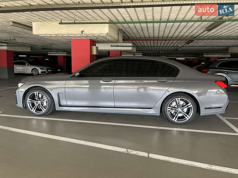 Седан BMW 7 Series 2017 в Киеве фото 35 Седан BMW 7 Series 2017 в Киеве
