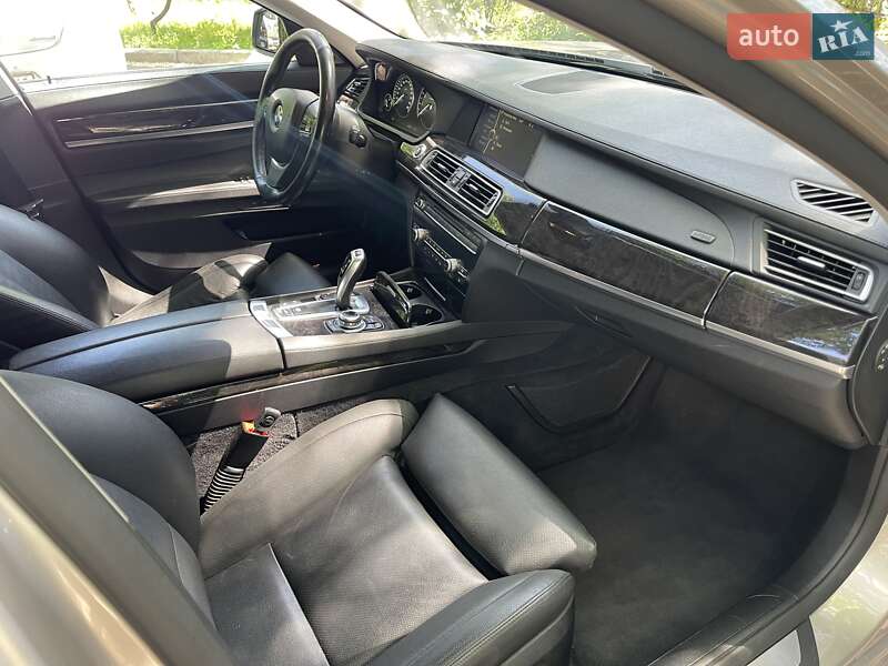 Седан BMW 7 Series 2011 в Одесі фото 32 Седан BMW 7 Series 2011 в Одесі