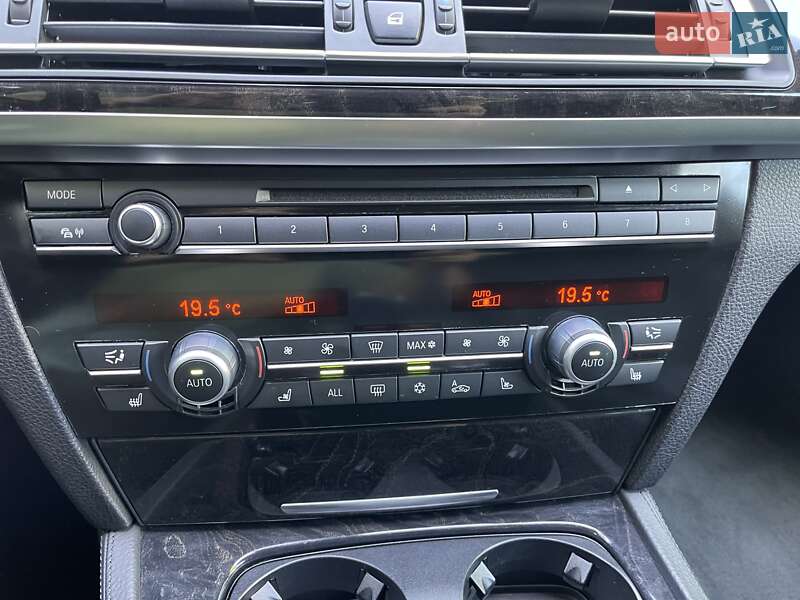Седан BMW 7 Series 2011 в Одесі фото 39 Седан BMW 7 Series 2011 в Одесі
