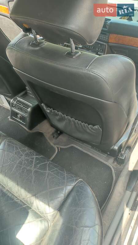 Седан BMW 7 Series 1990 в Бориславе фото 16 Седан BMW 7 Series 1990 в Бориславе