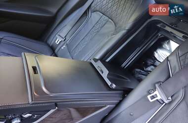 Седан BMW 7 Series 2022 в 