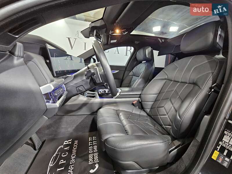 Седан BMW 7 Series 2023 в Киеве