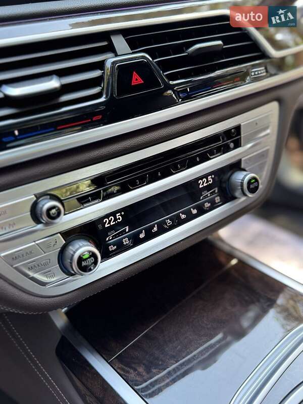 Седан BMW 7 Series 2017 в Тернополе фото 10 Седан BMW 7 Series 2017 в Тернополе