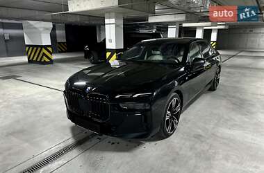 Седан BMW 7 Series 2024 в Днепре
