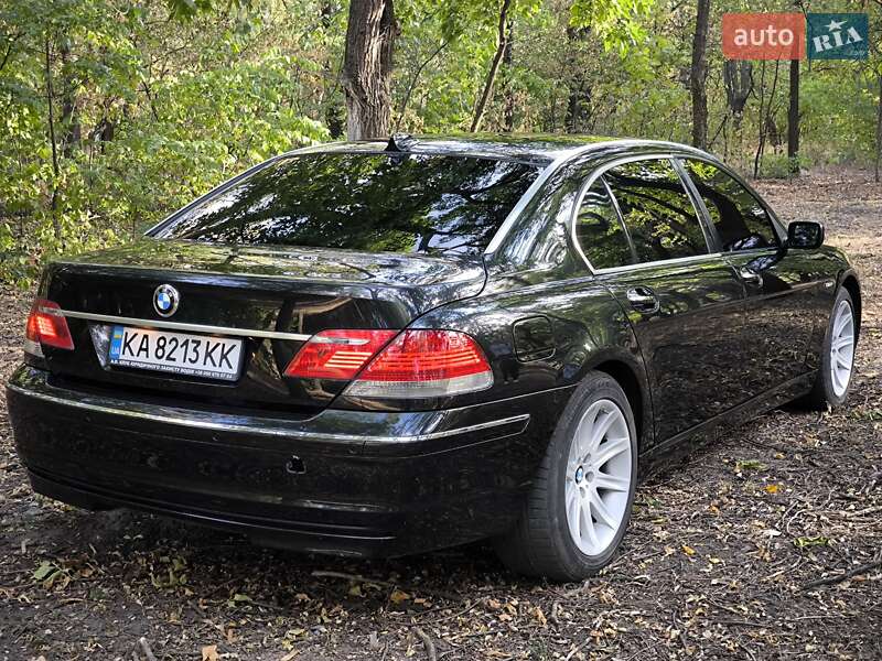 Седан BMW 7 Series 2003 в Днепре
