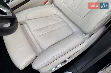 Седан BMW 7 Series 2015 в 