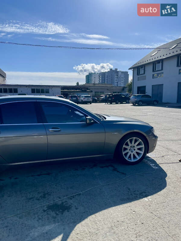 Седан BMW 7 Series 2007 в Вараші