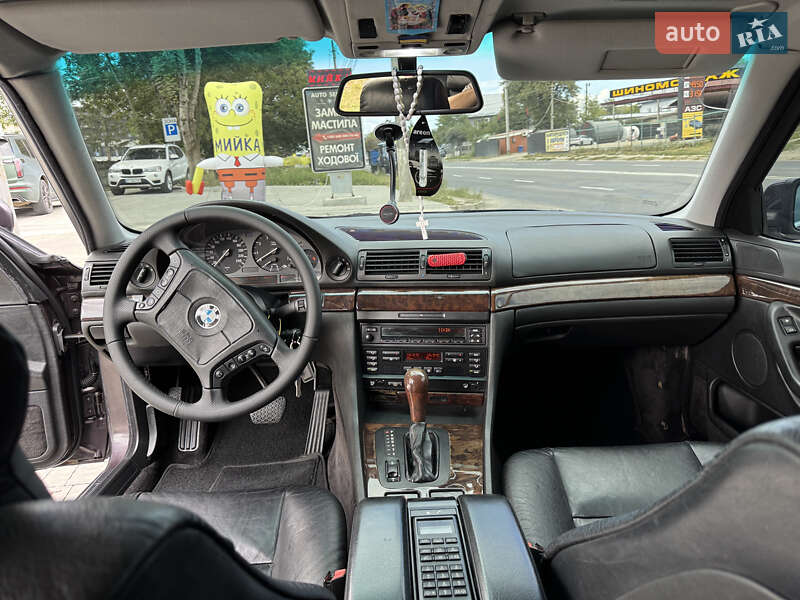Седан BMW 7 Series 1995 в Івано-Франківську
