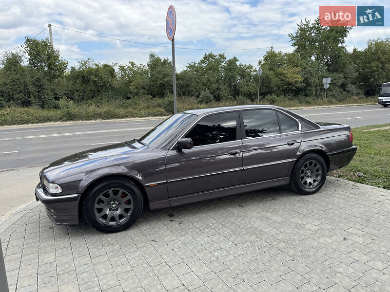 Седан BMW 7 Series 1995 в Івано-Франківську