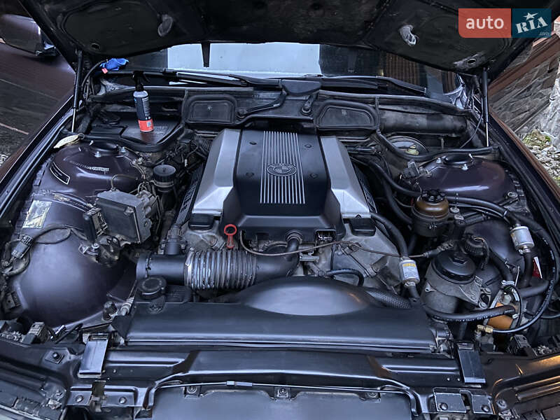 Седан BMW 7 Series 1995 в Івано-Франківську