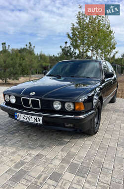 Седан BMW 7 Series 1988 в Белогородке