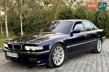 Седан BMW 7 Series 2000 в Павлограді