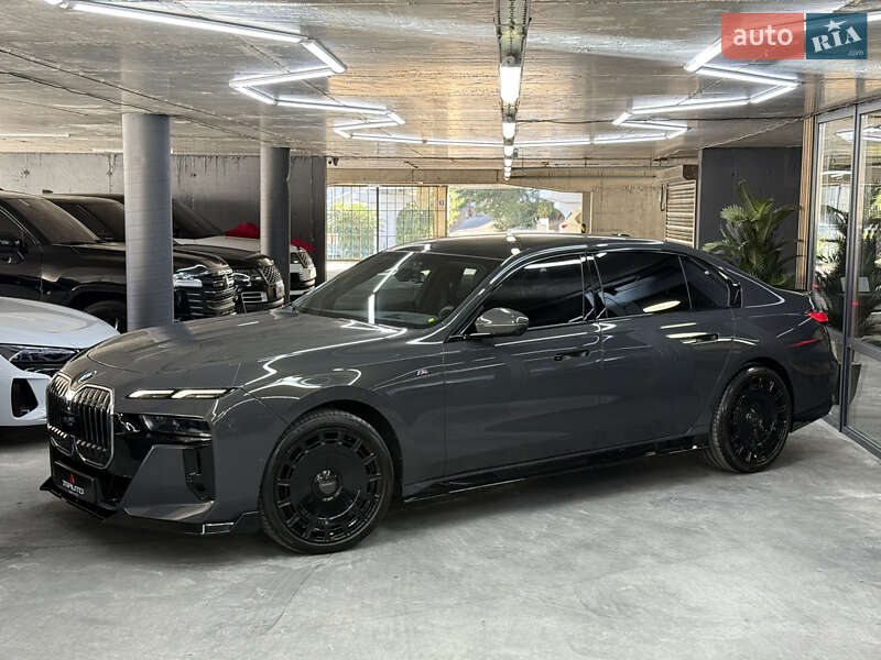 Седан BMW 7 Series 2023 в Одессе