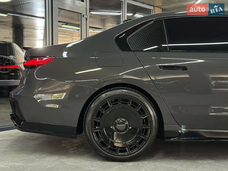 Седан BMW 7 Series 2023 в Одессе