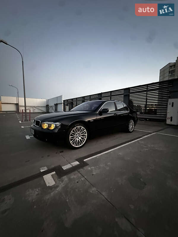 Седан BMW 7 Series 2003 в Киеве