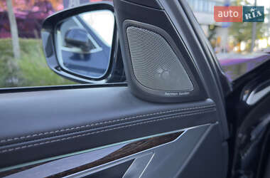 Седан BMW 7 Series 2022 в 