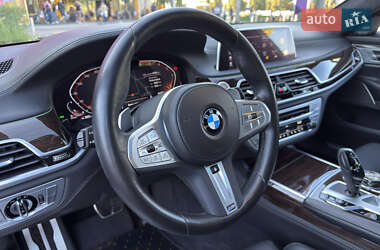 Седан BMW 7 Series 2022 в 