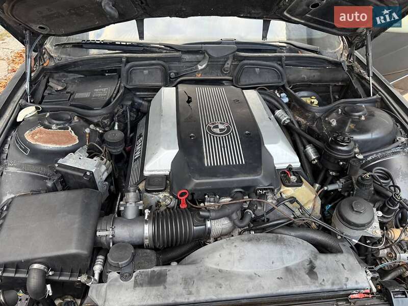 Седан BMW 7 Series 1995 в Києві