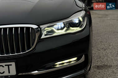 Седан BMW 7 Series 2016 в 
